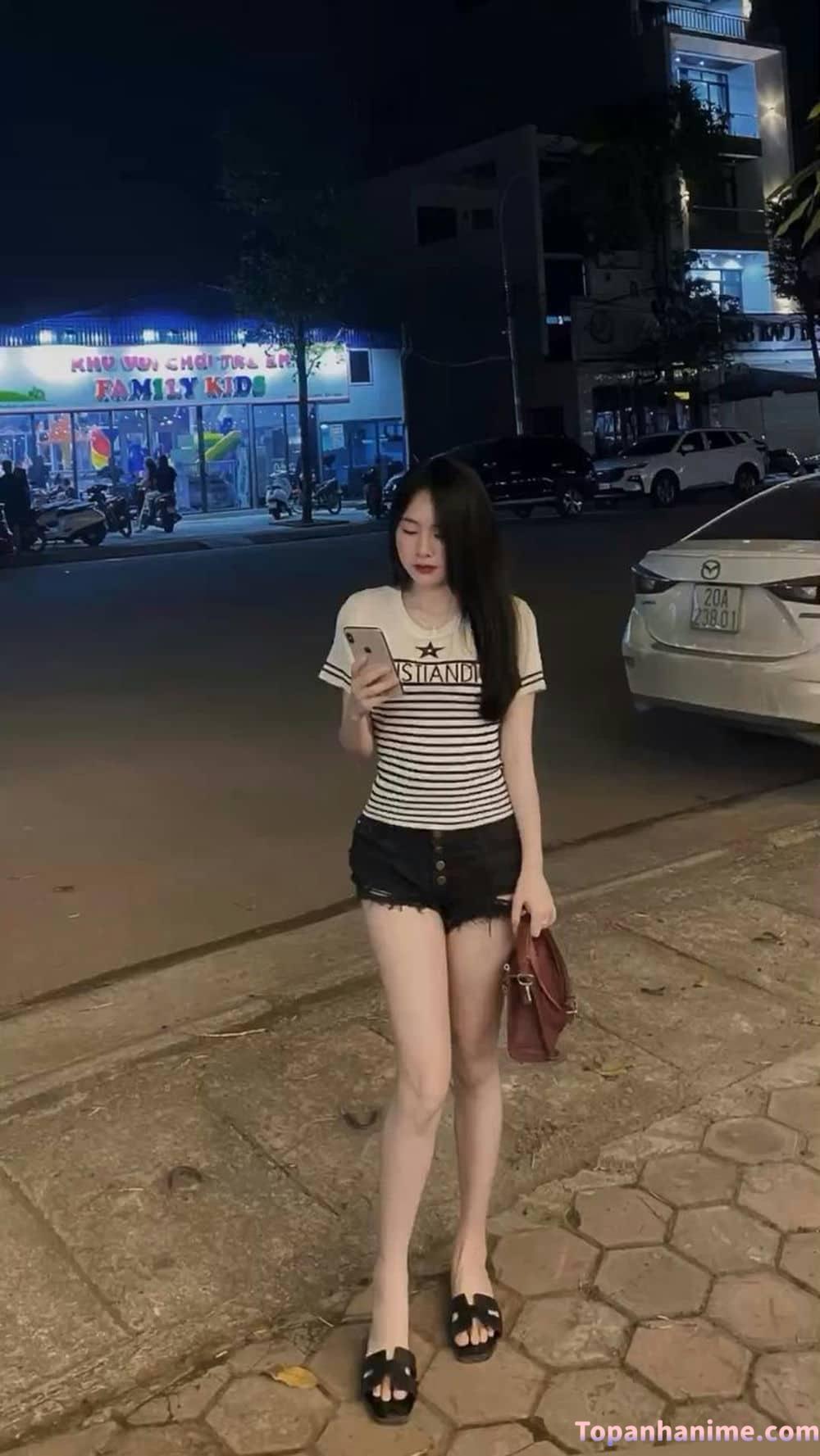 ảnh gái mặc quần ngắn 3