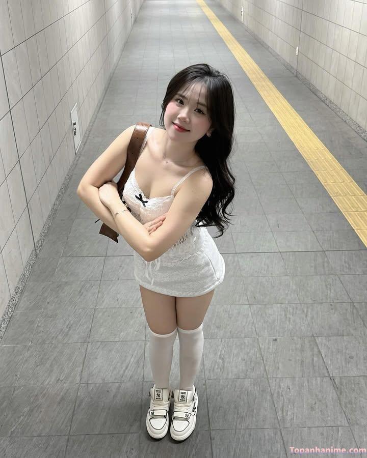 ảnh gái xinh 2k4 19