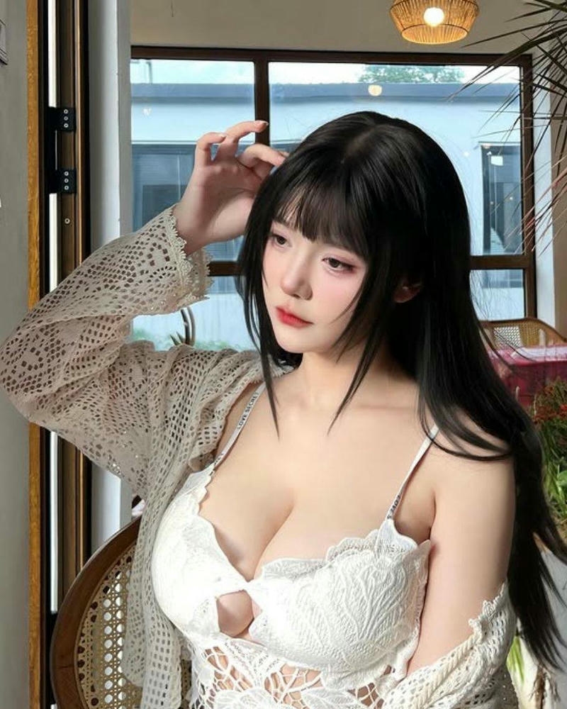 ảnh gái xinh vú khoe vú to đẹp 12