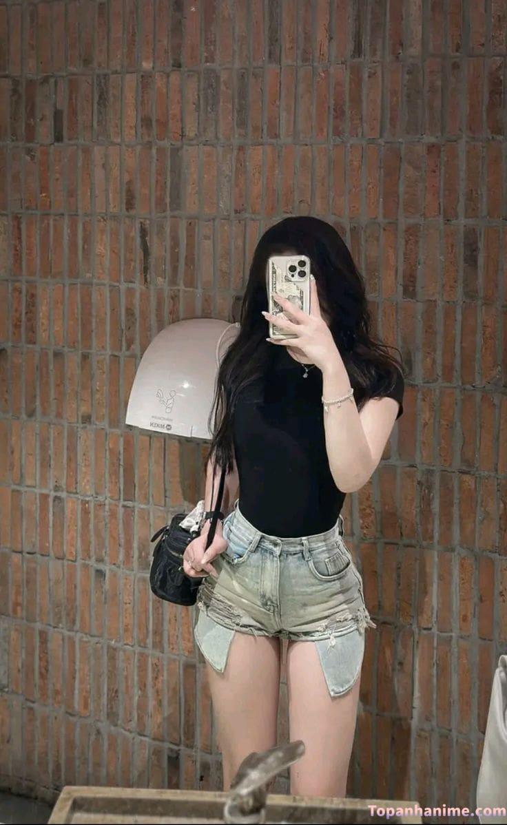 Ảnh gái xinh che mặt bằng điện thoại 33