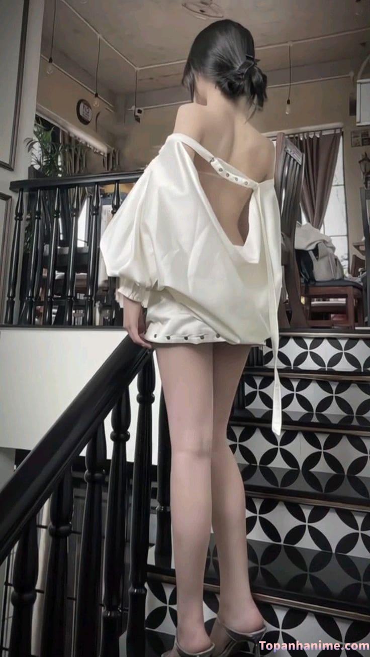 ảnh cô gái quay lưng 2