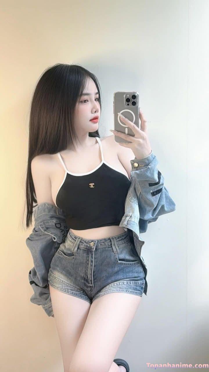 ảnh gái mặc quần ngắn 6