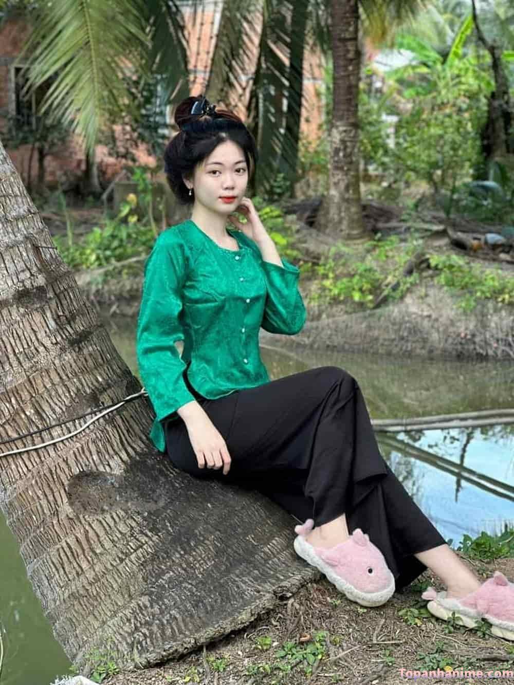 ảnh gái miền tây 18