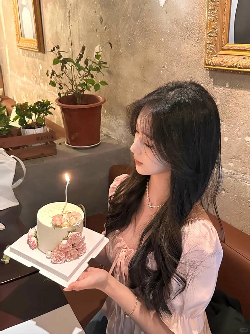 ảnh gái xinh chúc mừng sinh nhật 58