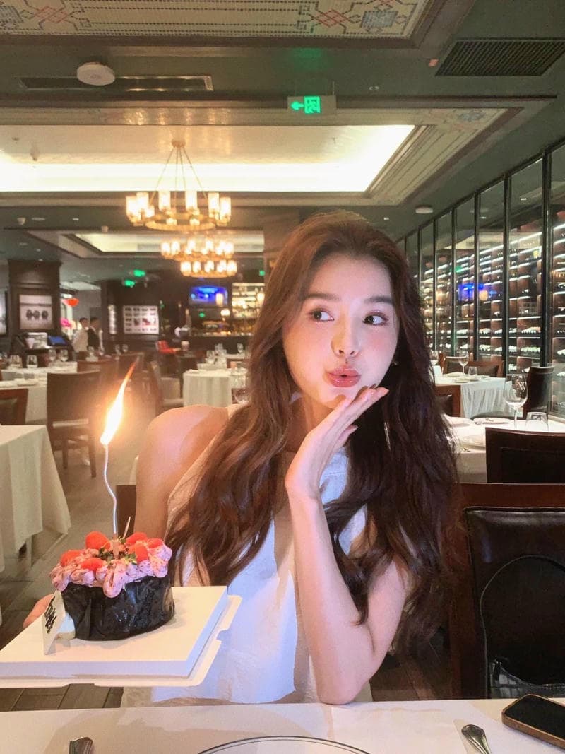 ảnh gái xinh chúc mừng sinh nhật 62