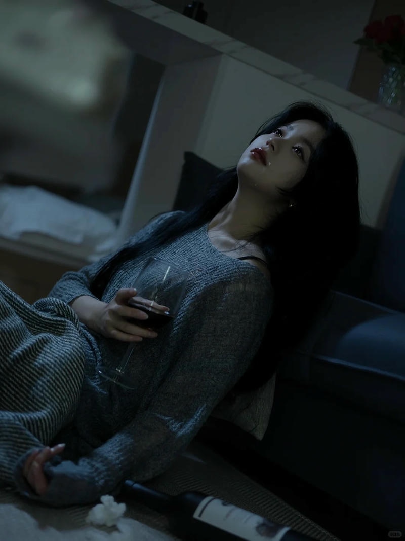 ảnh con gái khóc 70