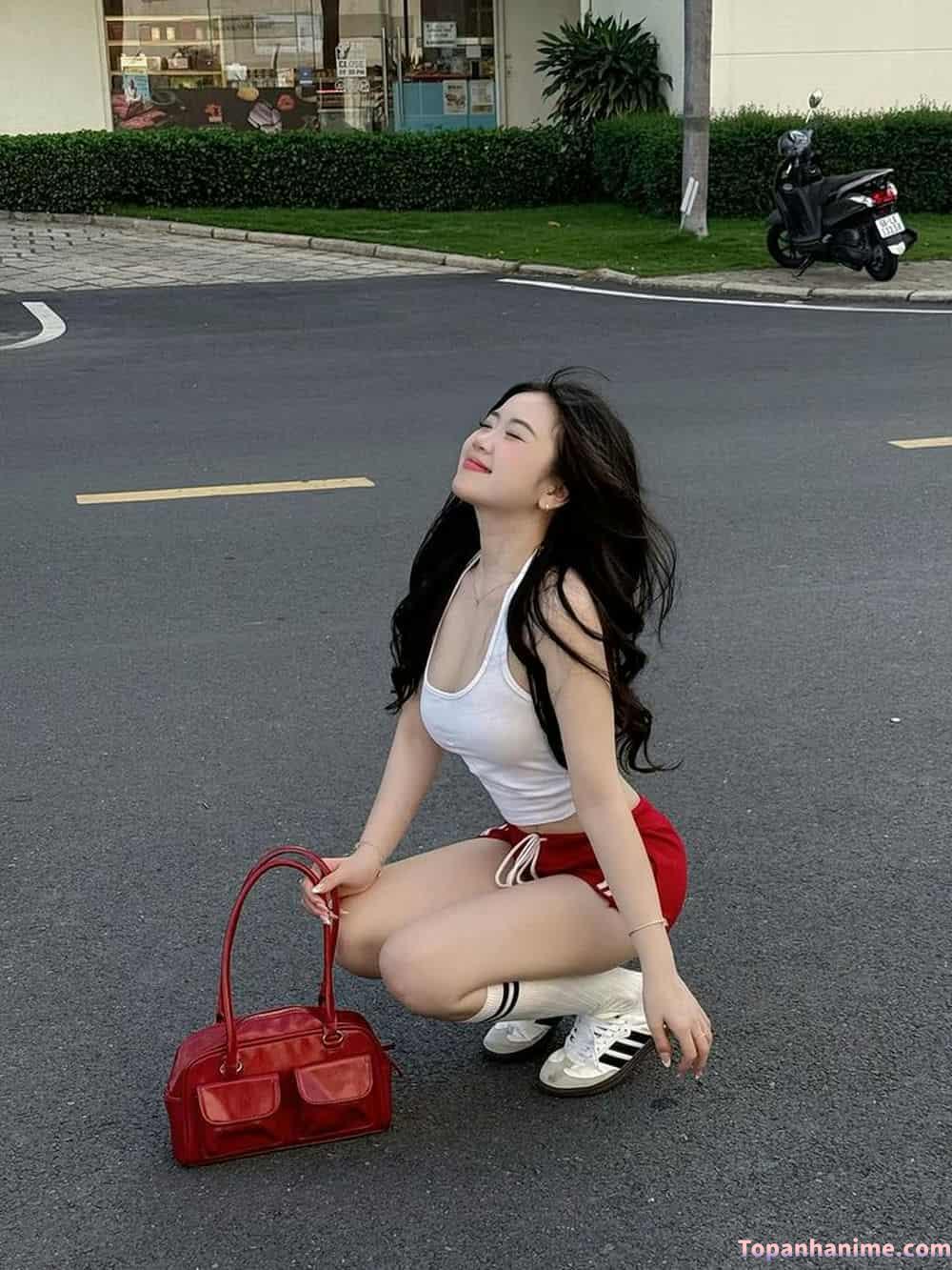 ảnh gái mặc quần ngắn 20