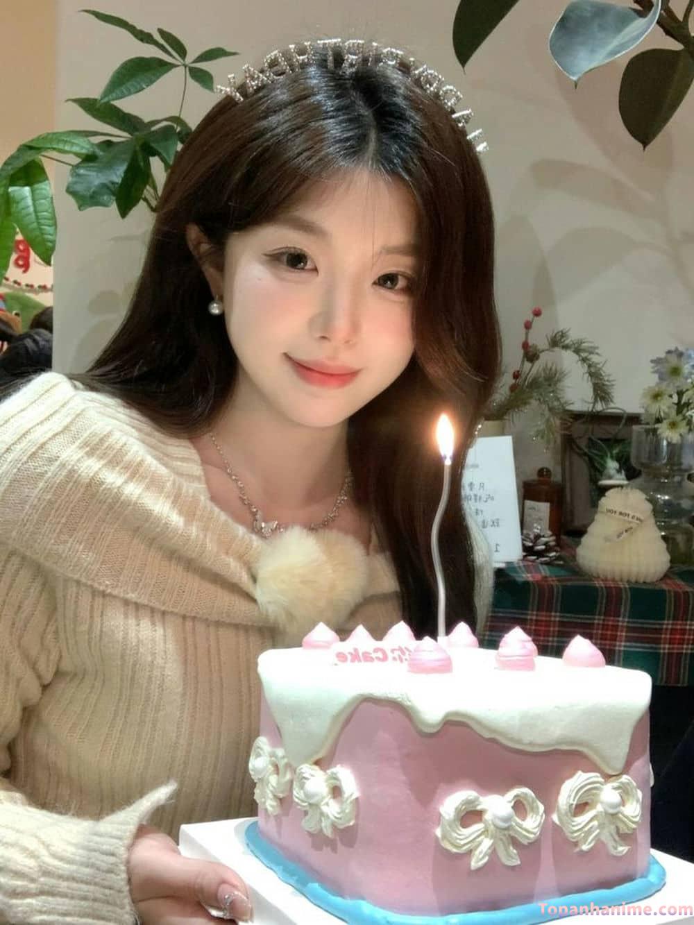 ảnh gái xinh chúc mừng sinh nhật 28