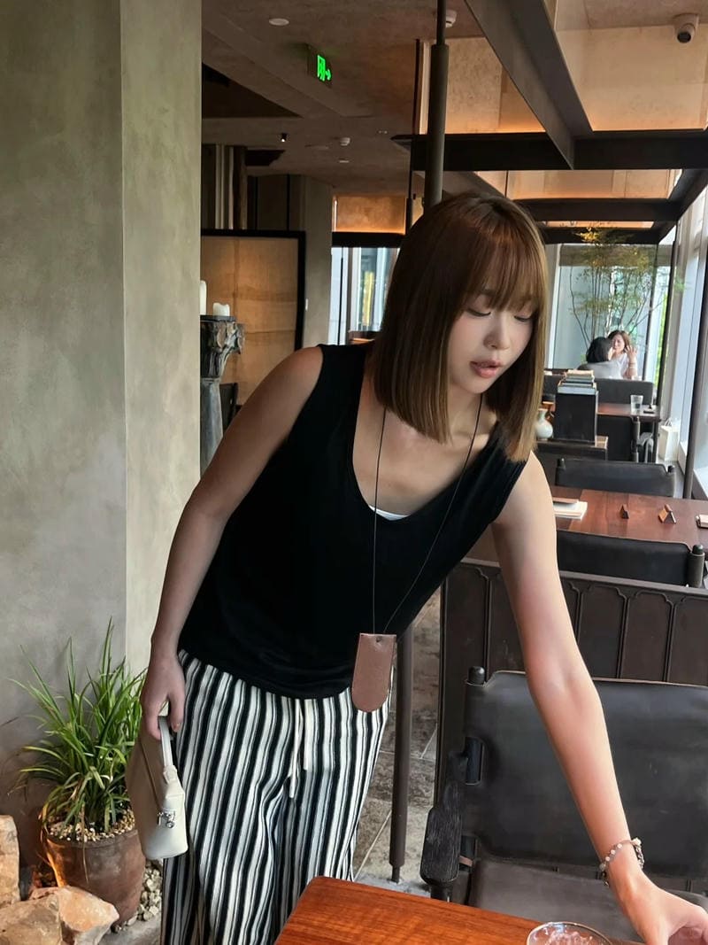 Ảnh gái xinh tóc ngang vai 2k3 72