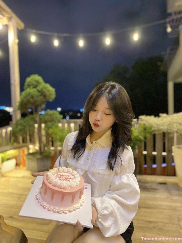 ảnh gái xinh chúc mừng sinh nhật 31