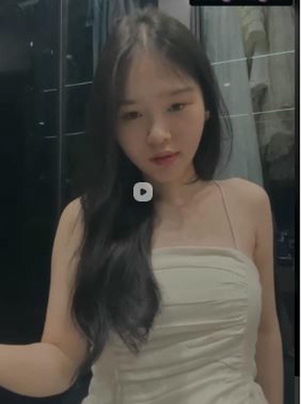 Yangying99 là ai 2