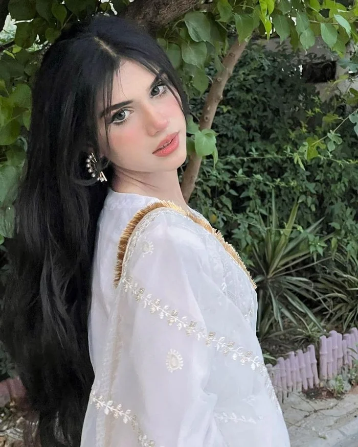 Profile Pic for Instagram for Girl 31