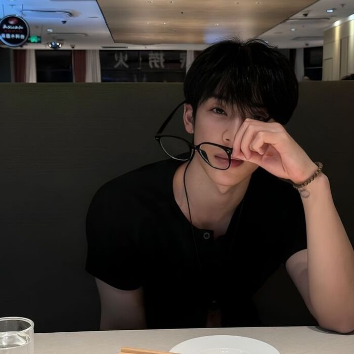 Single Boy Attitude DP 8