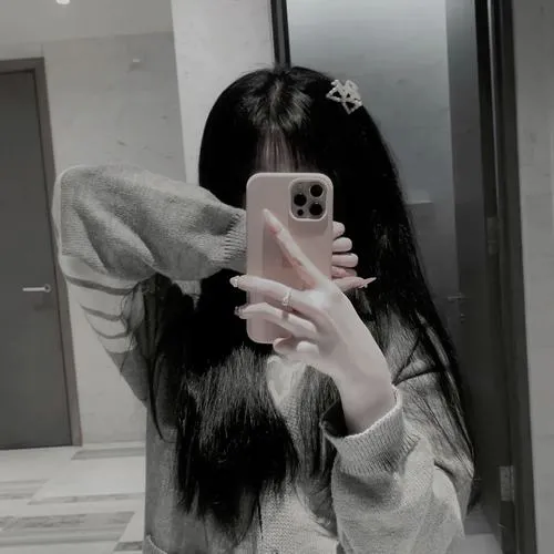 Ảnh Che Mặt Con Gái Avatar Cute 59