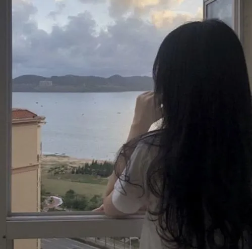 Ảnh Che Mặt Con Gái Avatar Cute 77