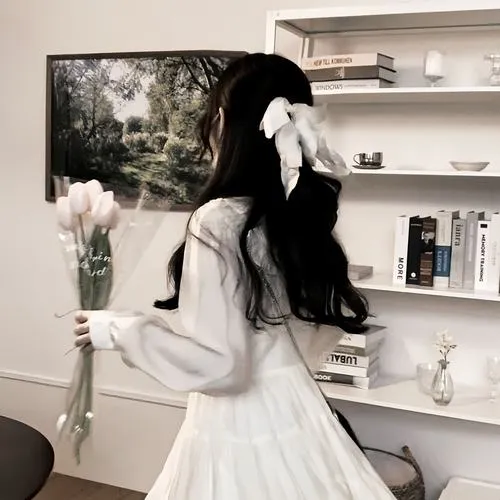 Ảnh Che Mặt Con Gái Avatar Cute 41