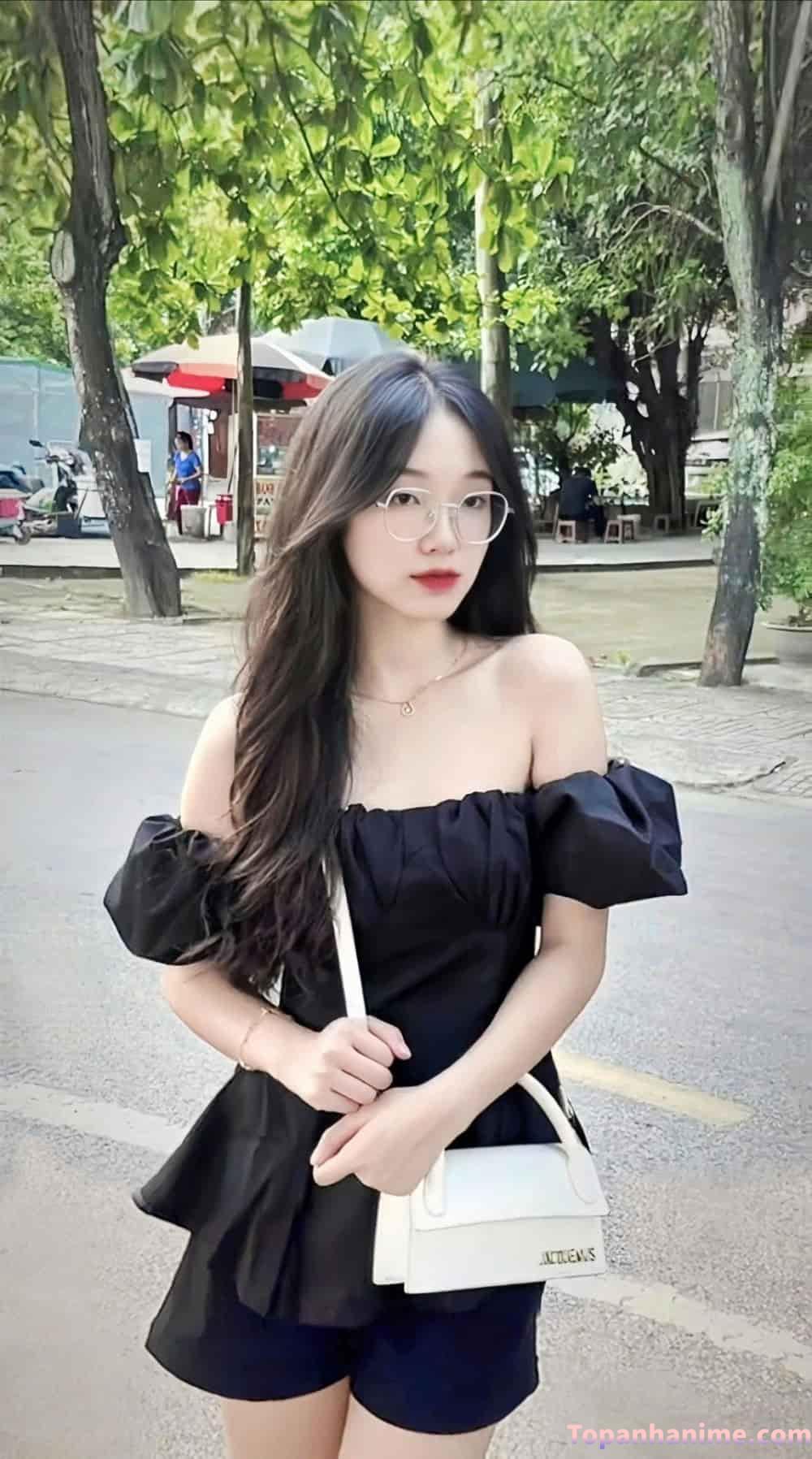 Ảnh gái xinh đeo kính 13