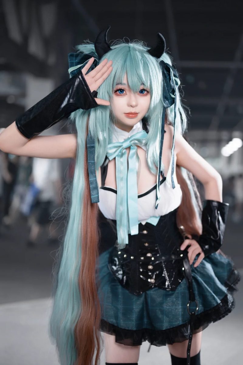 ảnh Miku Nakano 14