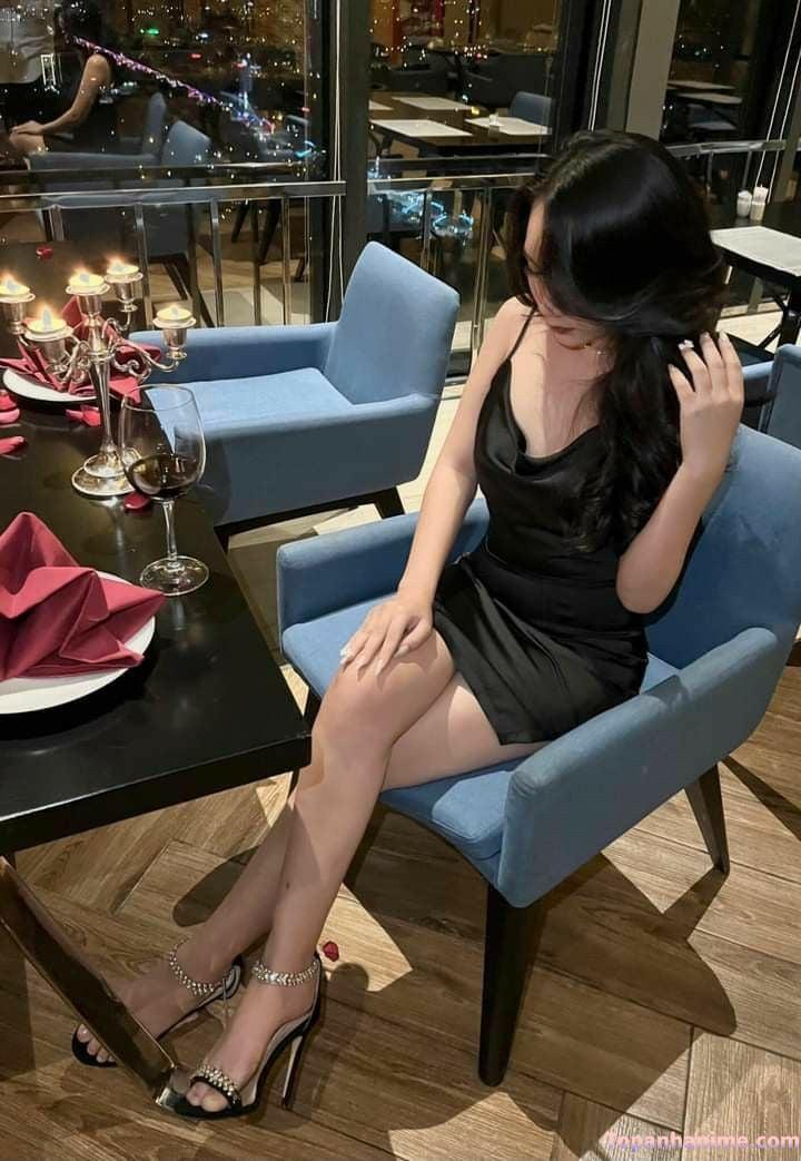 ảnh gái đi bar 4