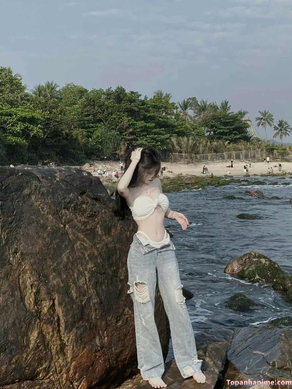 ảnh gái đi biển 2