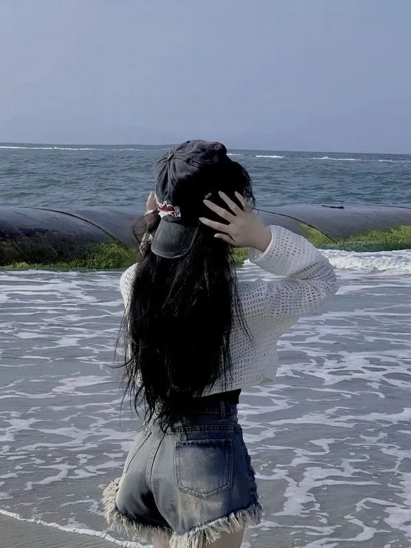 Ảnh Gái Đi Biển Che Mặt 46