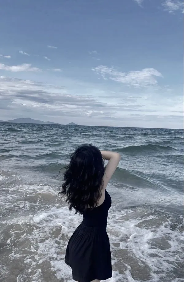 Ảnh Gái Đi Biển Che Mặt 47