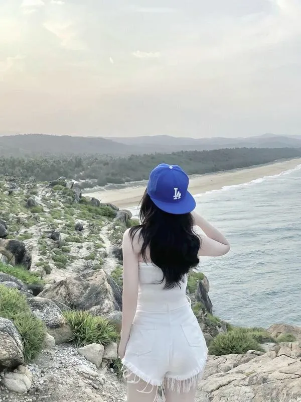 Ảnh Gái Đi Biển Che Mặt 55