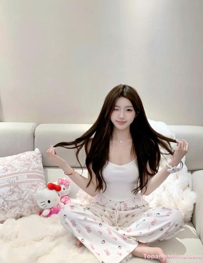 ảnh gái mặc đồ ngủ 40