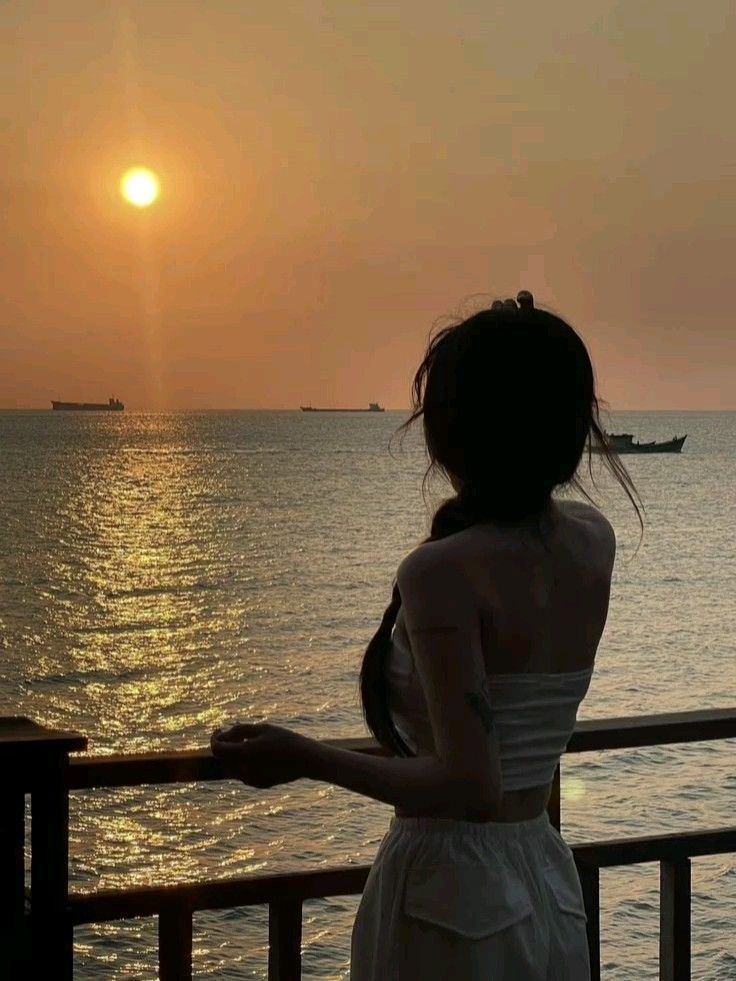 Ảnh gái xinh che mặt 12