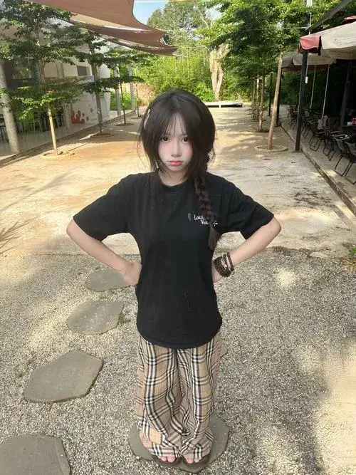 Ảnh Gái Xinh vừa cute vừa sexy 2