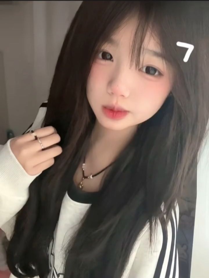 Hình Gái Xinh Dễ Thương 12