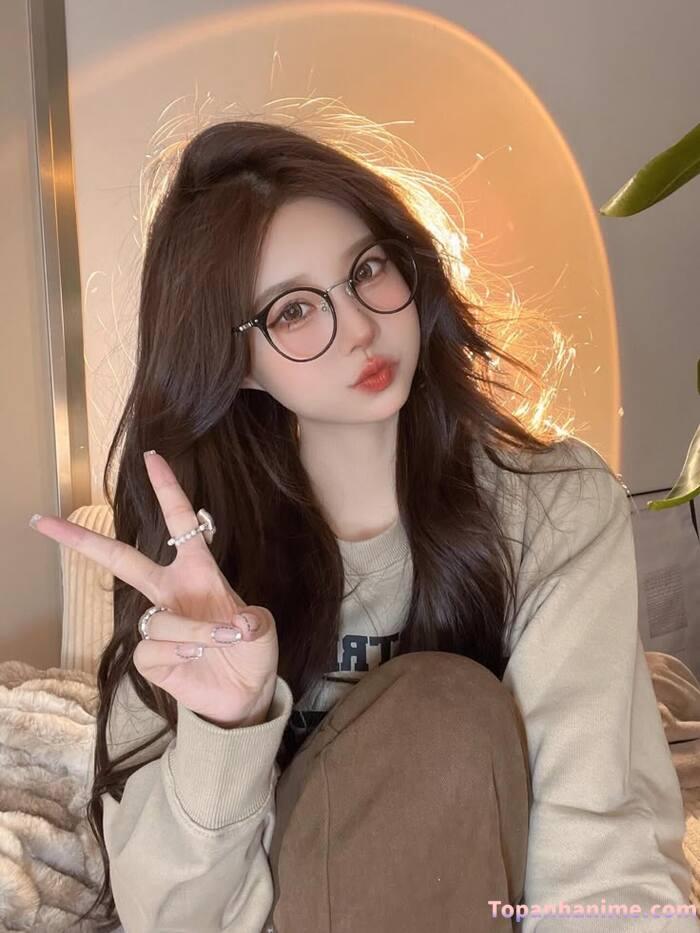 Ảnh gái xinh đeo kính 53