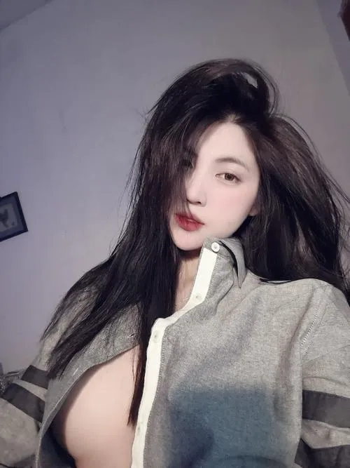 Ảnh Gái Xinh Vú To Ngực Bự 82