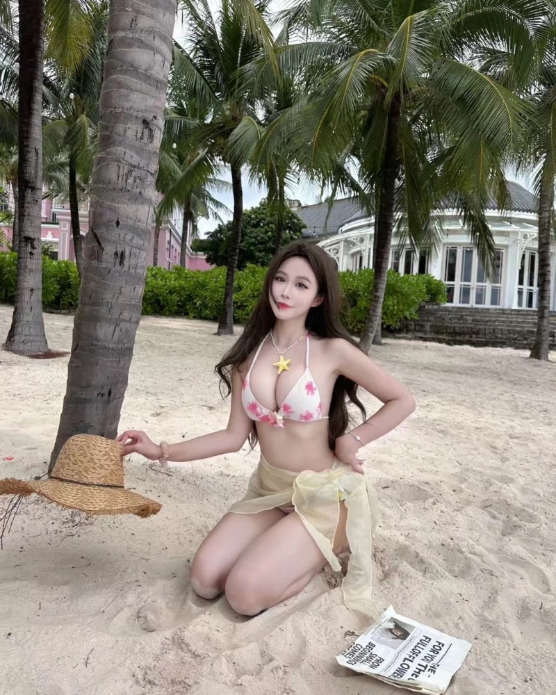 Ảnh Gái Xinh Mặc Bikini Đẹp 21