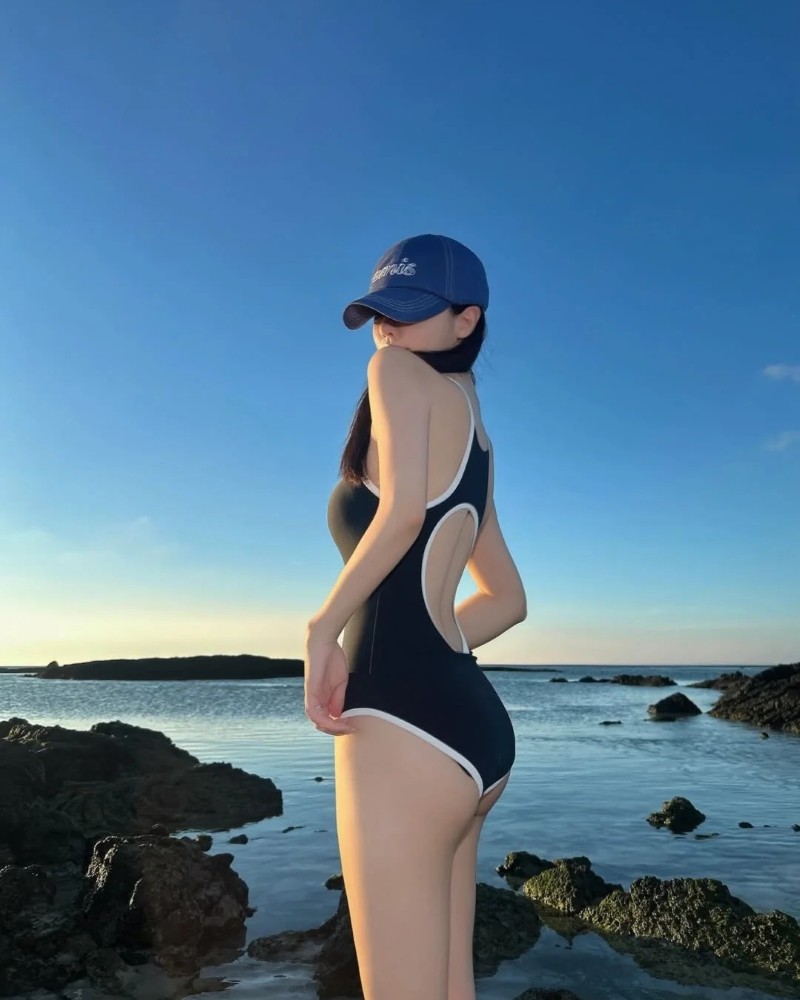 Ảnh Gái Xinh Mặc Bikini Đẹp 2