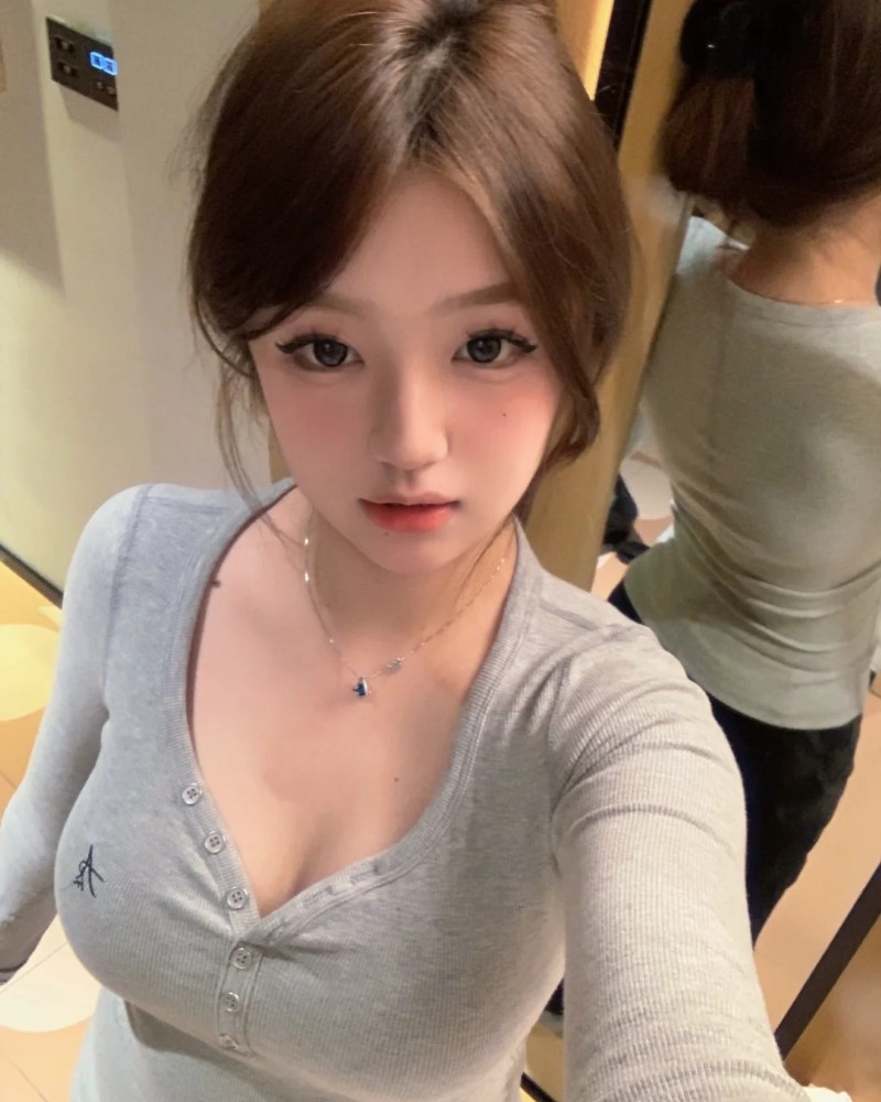 Ảnh Gái Xinh Ngực To 9