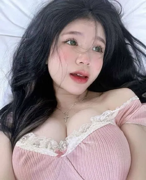 Ảnh Gái Xinh Vú To Ngực Bự 15