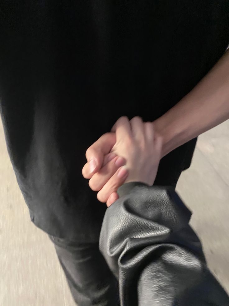 Ảnh nắm tay người yêu 2