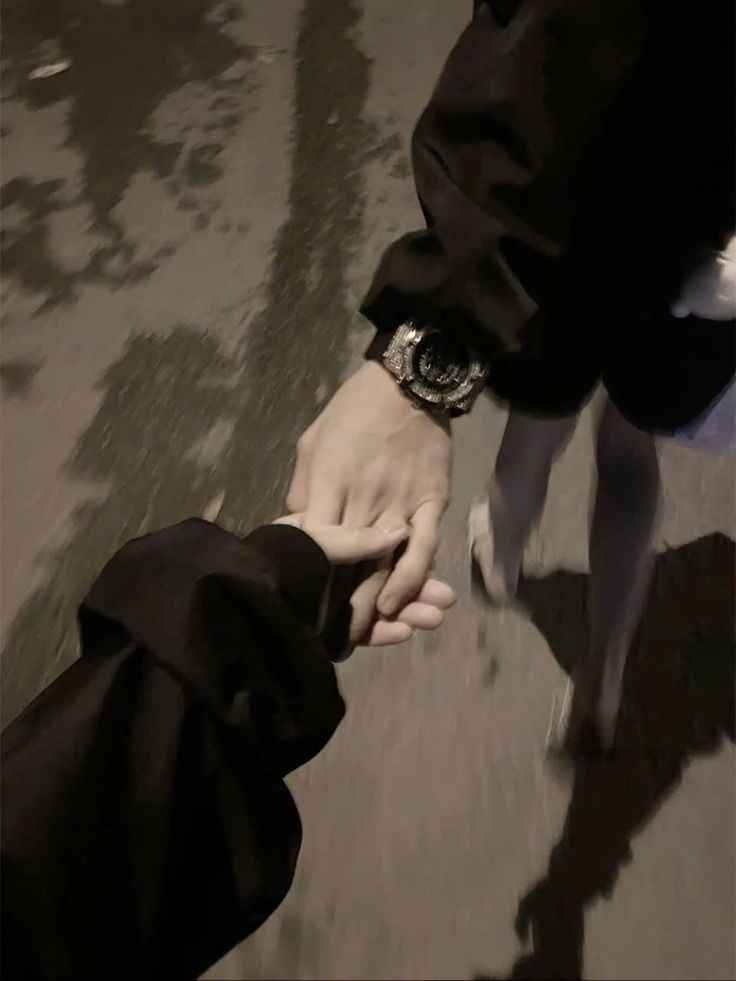 Ảnh Nắm Tay Người Yêu Thật 1