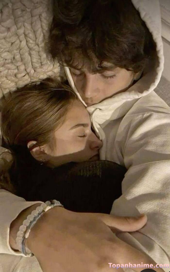 Ảnh ôm người yêu ngủ 24