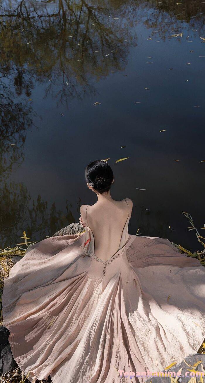 ảnh sau lưng cô gái 39