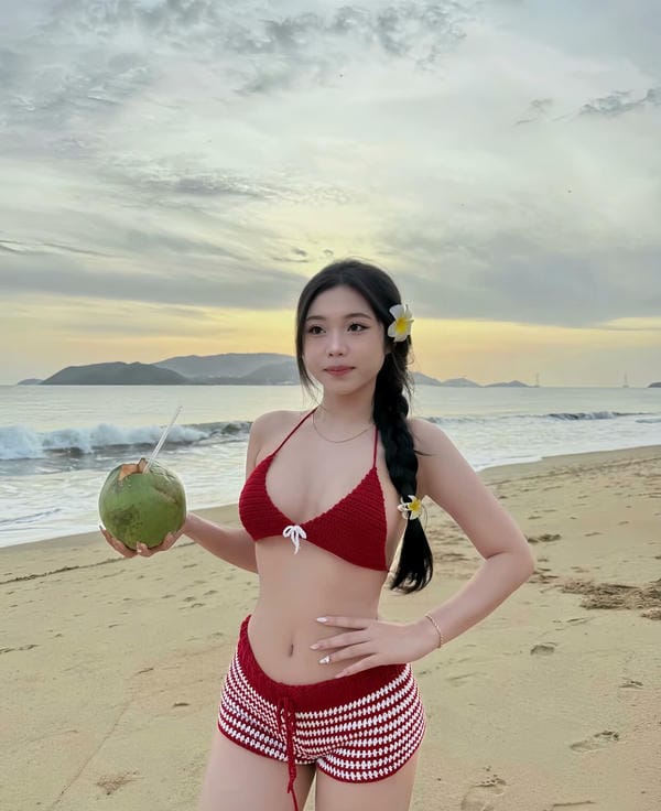 Ảnh Sex Trần Hà Linh 3