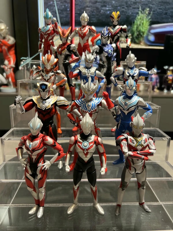 Siêu Nhân Điện Quang 8