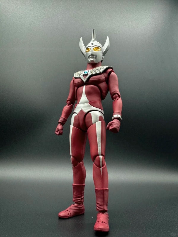 Siêu Nhân Điện Quang 9