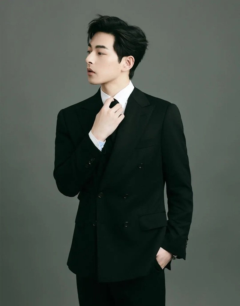 ảnh tổng tài 25