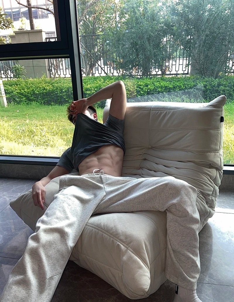 ảnh trai 6 múi 28