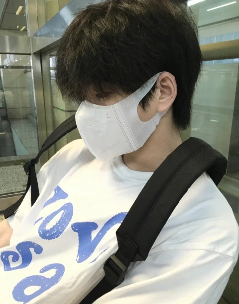 ảnh trai đẹp che mặt 30