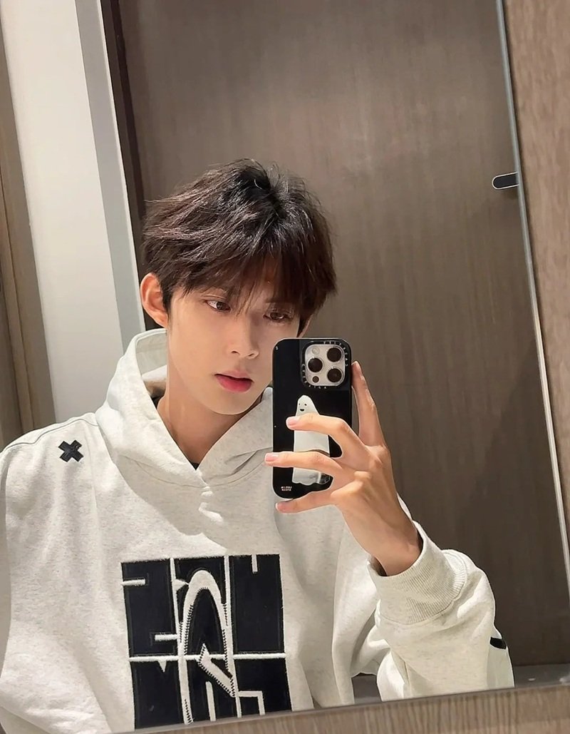 ảnh trai đẹp k9 3