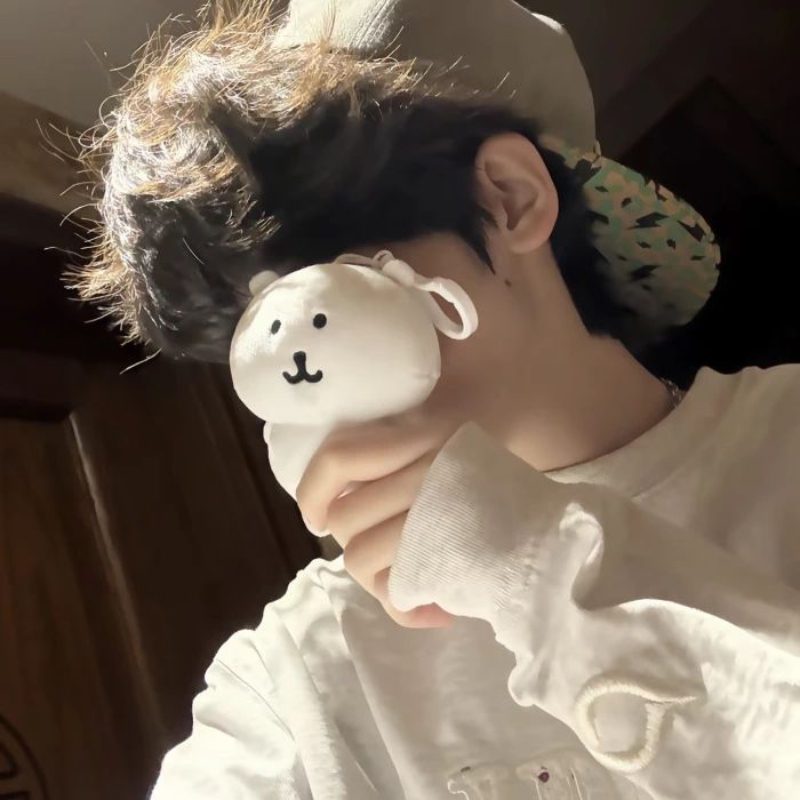 ảnh trai trung che mặt 20