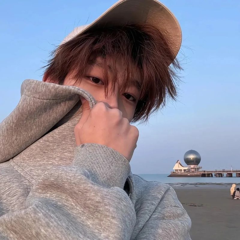 ảnh trai đẹp Trung Quốc che mặt 25